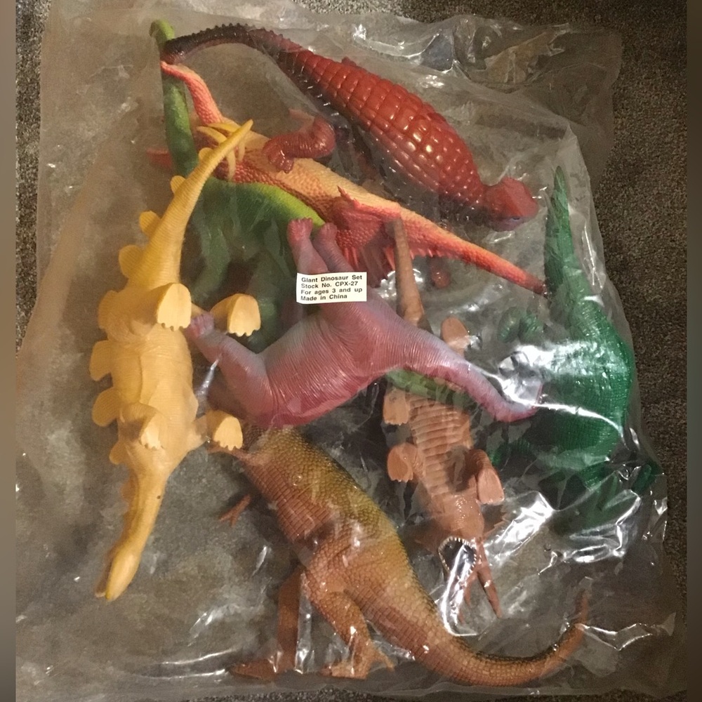 New XL Vintage Dinosaur set